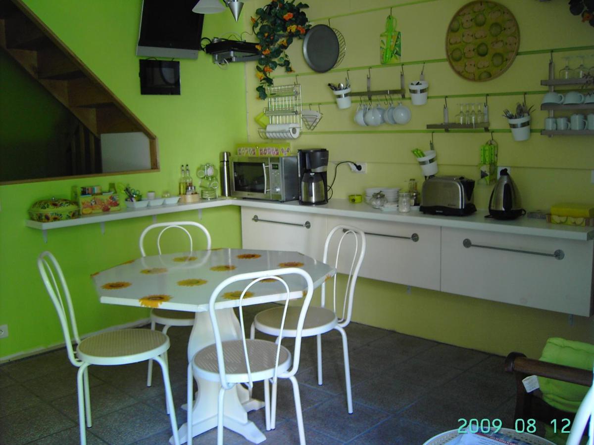 Chambres D'Hotes Au Grillon Dort Moustey エクステリア 写真